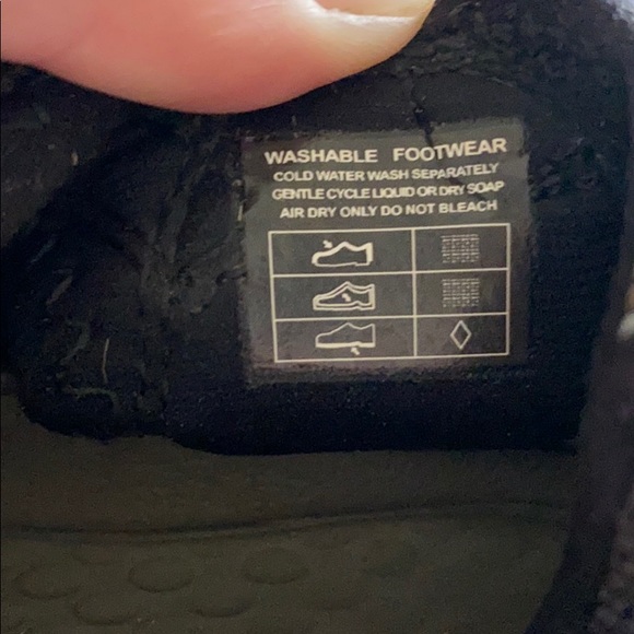 Boys Keen Sandals - Picture 3 of 4